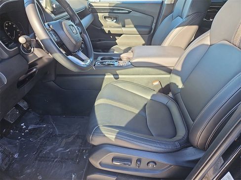 Certified 2023 Honda Pilot EX-L image 30