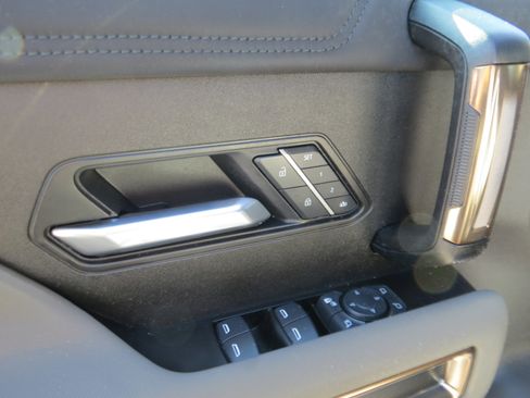 Used 2025 GMC Hummer EV 3X image 18