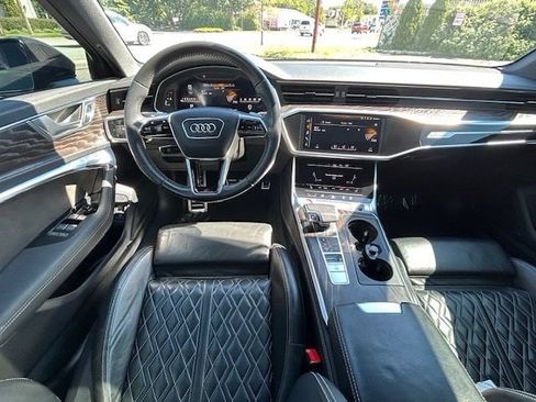 Used 2020 Audi S6 Premium Plus w/ S Sport Package AWD/4WD image 18