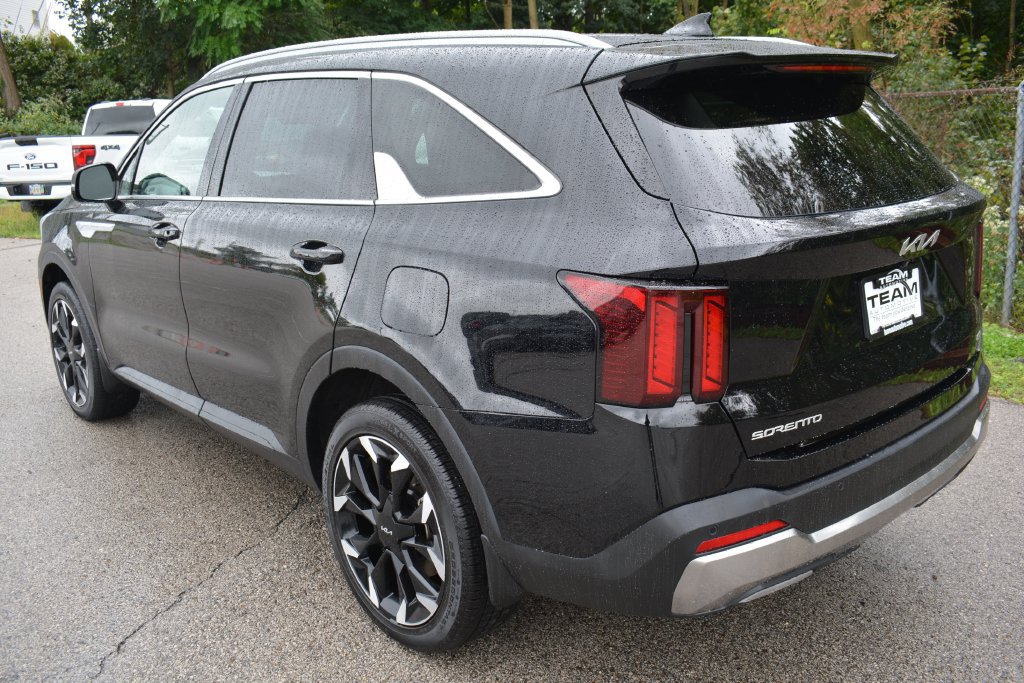 Used 2024 Kia Sorento X-Line EX AWD/4WD image 7