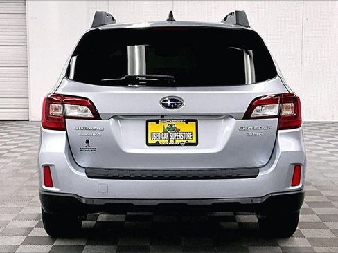 Used 2017 Subaru Outback 3.6R Limited w/ Popular Package #5 image 4