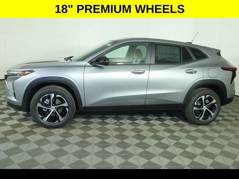 New 2026 Chevrolet Trax RS w/ Sunroof Package image 11