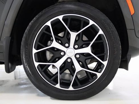 Used 2023 Jeep Grand Cherokee Summit image 91