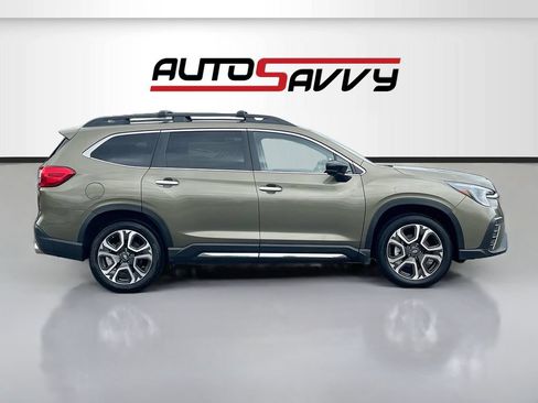 Used 2025 Subaru Ascent Touring w/ Popular Package #1 AWD/4WD image 8