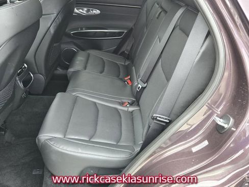 Used 2022 Genesis GV70 2.5T image 12