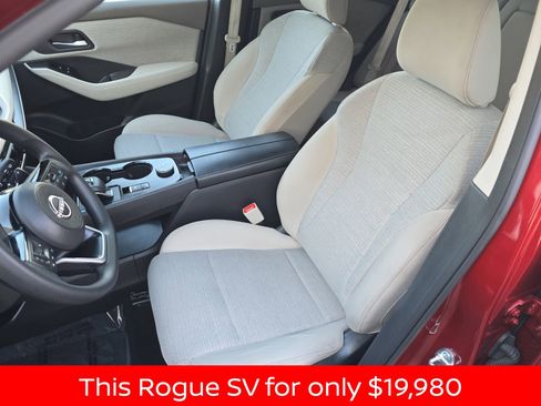 Used 2023 Nissan Rogue SV image 20