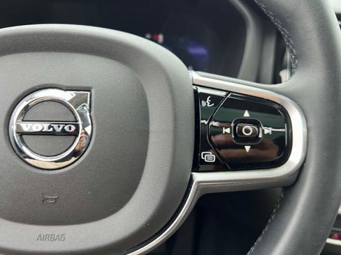 Used 2023 Volvo XC60 B5 Plus w/ Climate Package image 25