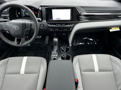 New 2026 Toyota Camry SE w/ Convenience Package image 11