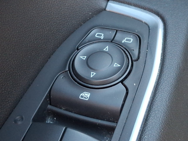 Used 2023 Chevrolet Silverado 1500 LT AWD/4WD image 19