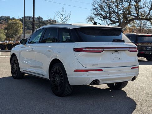 Used 2022 Lincoln Corsair Reserve image 5