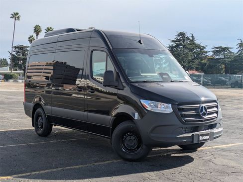 New 2025 Mercedes-Benz Sprinter 2500 image 15