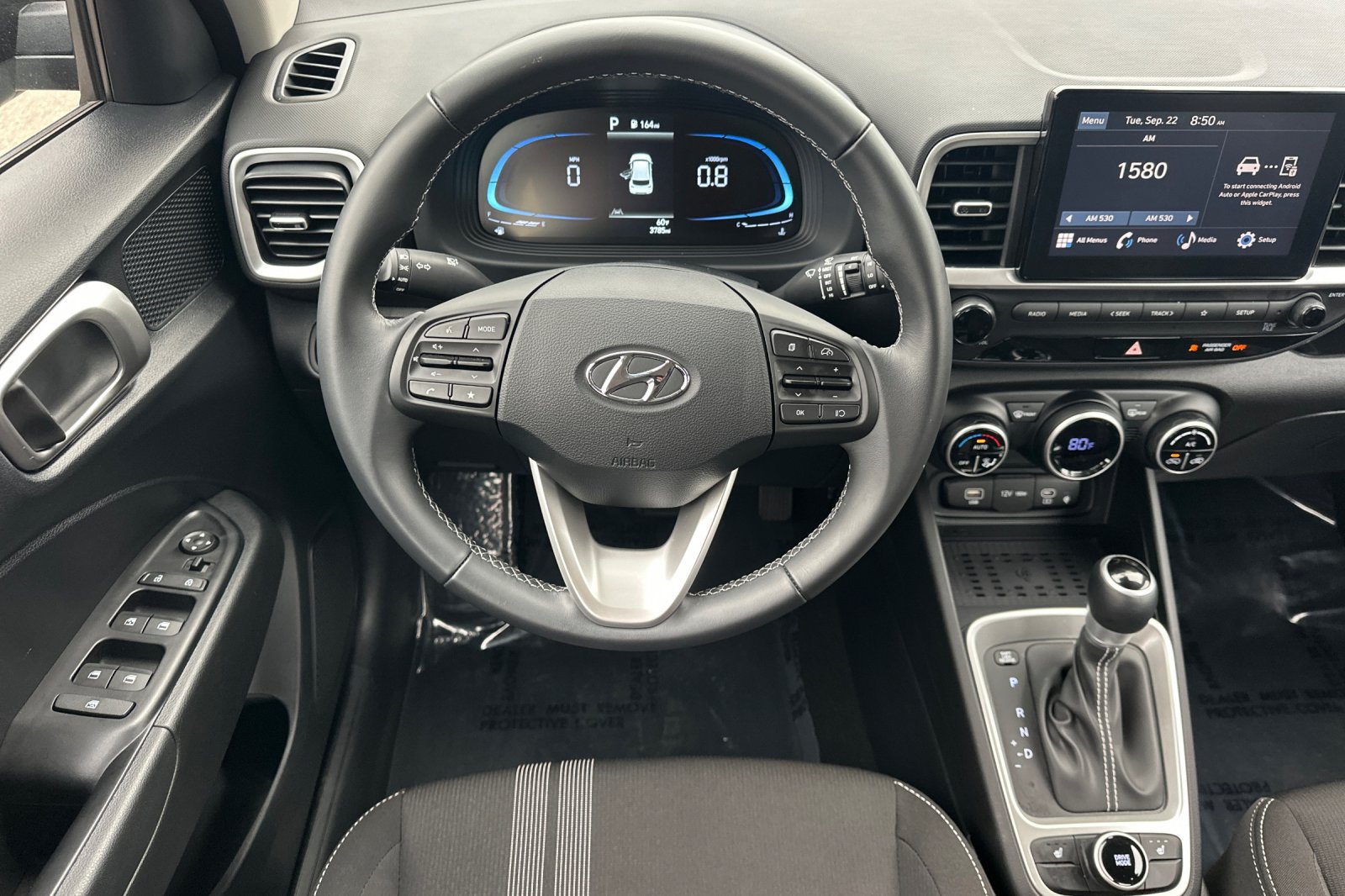 Certified 2026 Hyundai Venue SEL FWD image 17