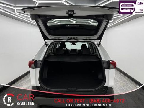 Used 2024 Toyota RAV4 Adventure image 6