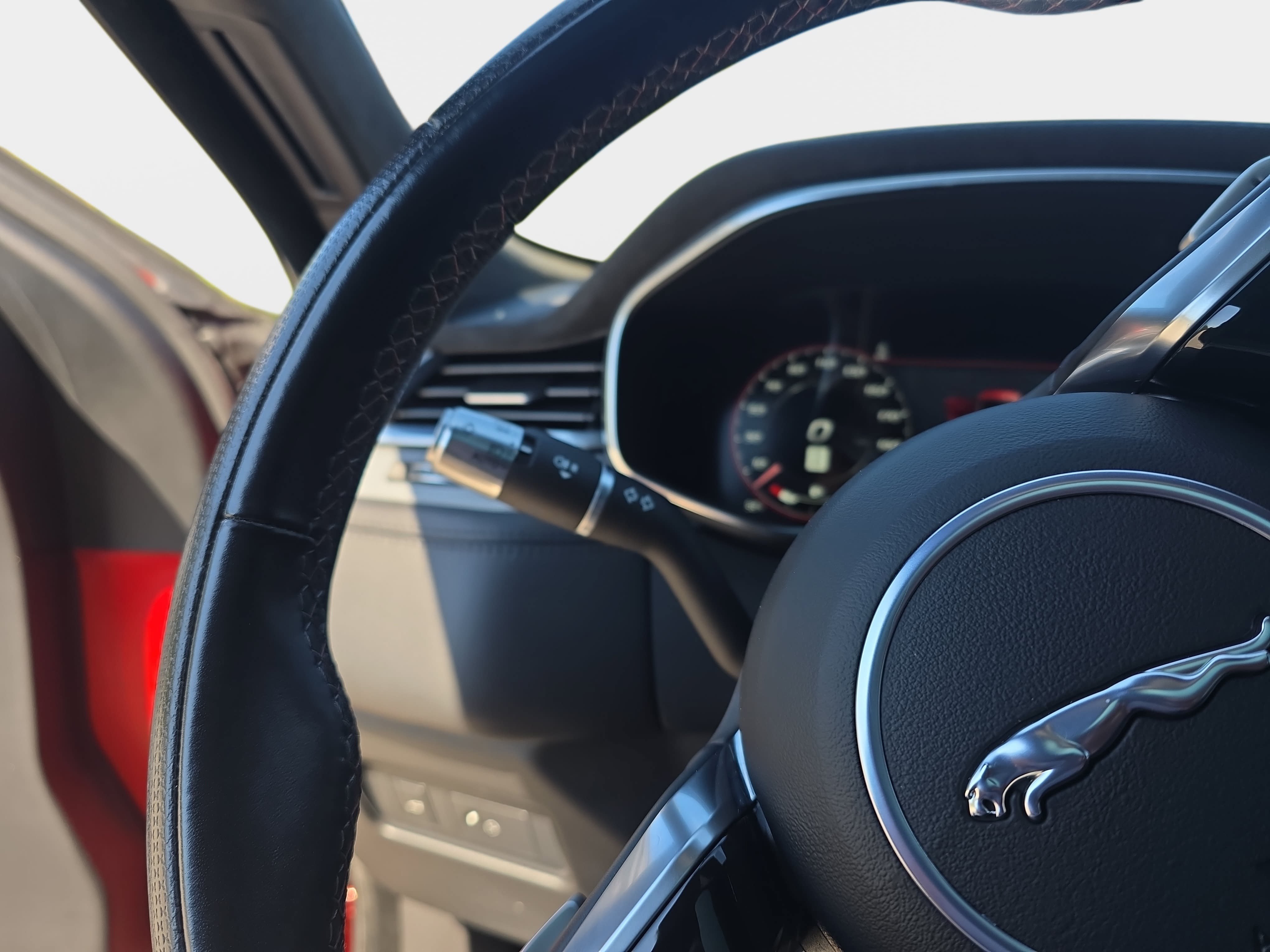 Certified 2021 Jaguar F-PACE SVR AWD/4WD image 26