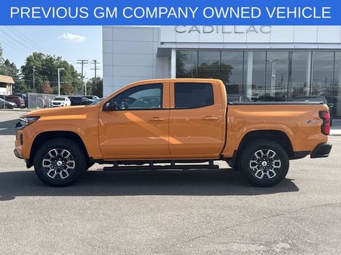 Used 2025 Chevrolet Colorado Z71 w/ Technology Package AWD/4WD image 40