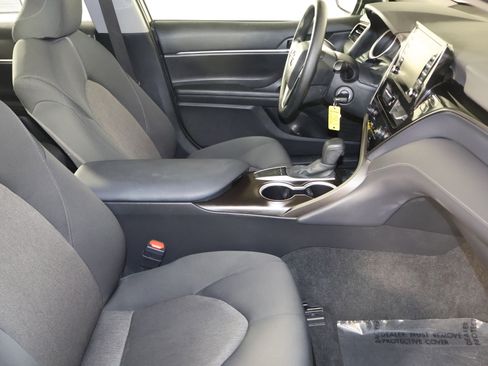 Used 2024 Toyota Camry LE image 43