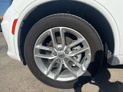Certified 2024 Dodge Durango GT image 17