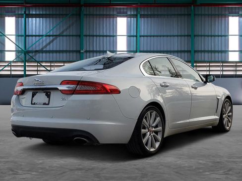 Used 2014 Jaguar XF 3.0 image 5
