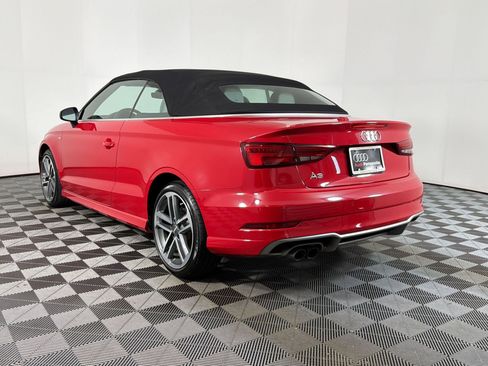 Used 2017 Audi A3 2.0T Premium Plus w/ Premium Plus Package FWD image 2