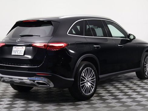 Certified 2026 Mercedes-Benz GLC 300 image 4