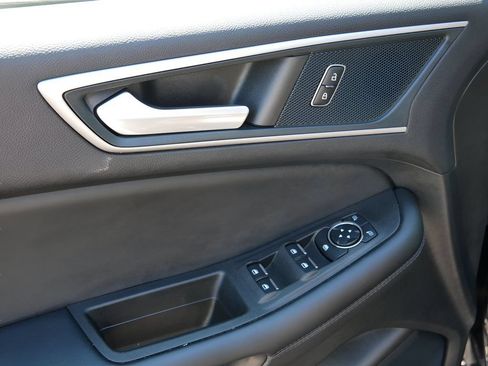 Used 2024 Ford Edge SEL w/ Convenience Package AWD/4WD image 16