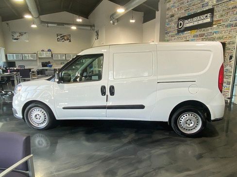 Used 2022 RAM ProMaster City Tradesman FWD image 4