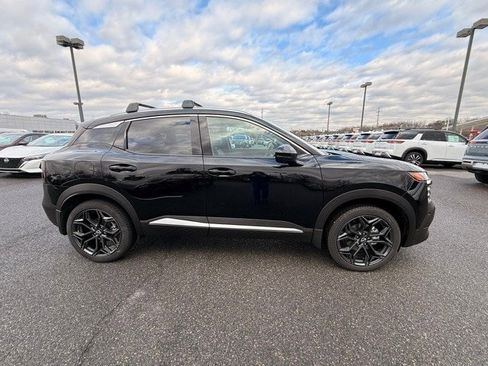 New 2026 Nissan Kicks SR w/ SR Premium Package image 4