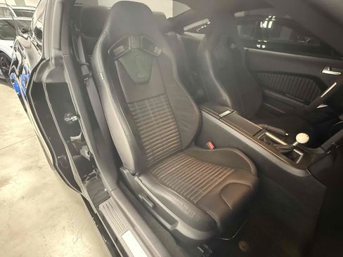 Used 2014 Ford Mustang Shelby GT500 w/ Equipment Group 821A RWD image 88