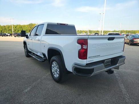 Used 2025 Chevrolet Silverado 2500 LT AWD/4WD image 7