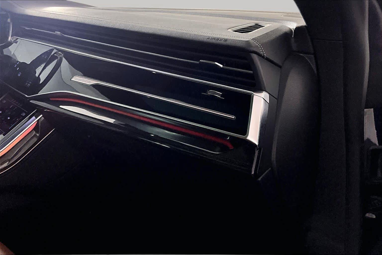 Used 2023 Audi Q8 Premium Plus AWD/4WD image 17