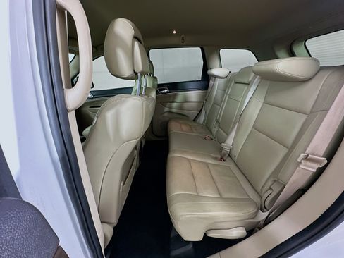 Used 2018 Jeep Grand Cherokee Limited image 25