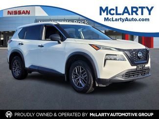 Used 2021 Nissan Rogue S video 1