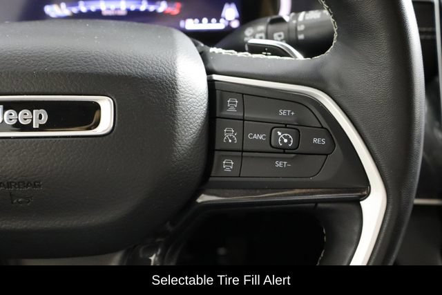 Used 2022 Jeep Grand Cherokee L Laredo w/ Luxury Tech Group I AWD/4WD image 10