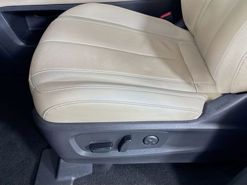Certified 2023 INFINITI QX60 Luxe w/ Performance Audio Package FWD image 25
