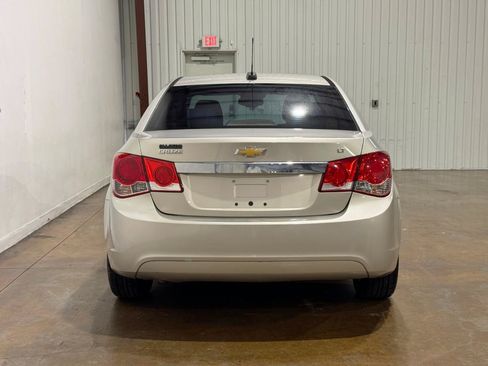 Used 2016 Chevrolet Cruze LT FWD image 6