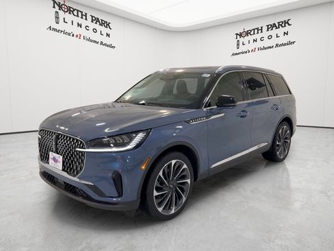 New 2026 Lincoln Aviator Reserve RWD image 5