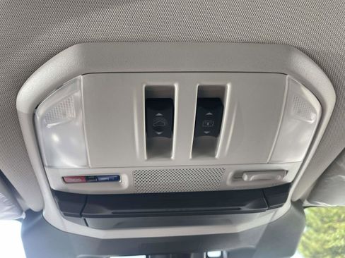 New 2025 Subaru Ascent Limited w/ Popular Package #2 image 12