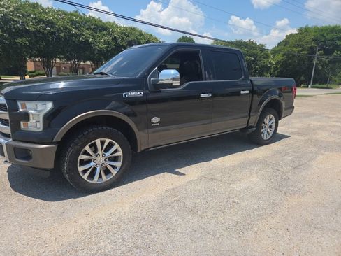 Used 2016 Ford F150 King Ranch w/ Equipment Group 601A Luxury AWD/4WD image 4