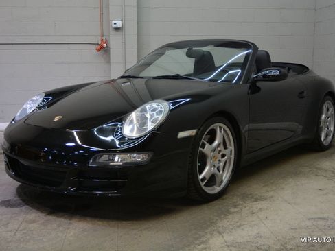 Used 2006 Porsche 911 Carrera S RWD image 2
