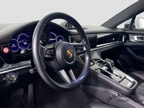 Used 2021 Porsche Panamera 4 AWD/4WD image 9