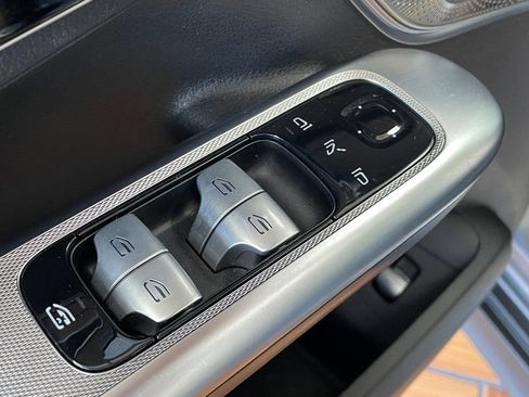 Used 2023 Mercedes-Benz EQE 500 4MATIC SUV image 15