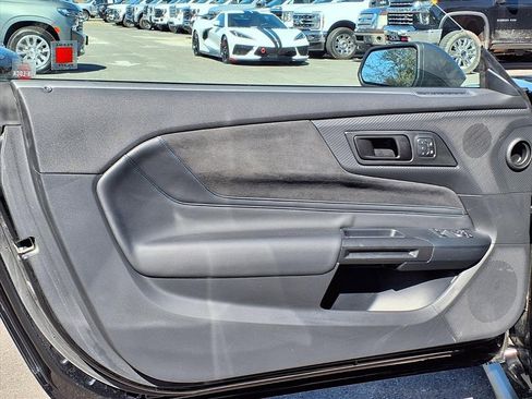 Used 2025 Ford Mustang Dark Horse image 29
