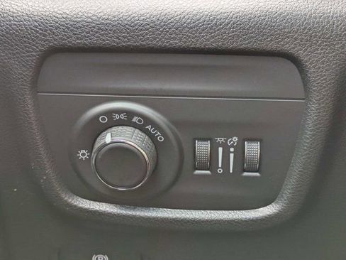 New 2026 Jeep Grand Cherokee L Laredo RWD image 25