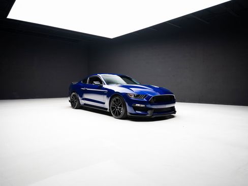 Used 2016 Ford Mustang Shelby GT350 w/ Track Package RWD image 85