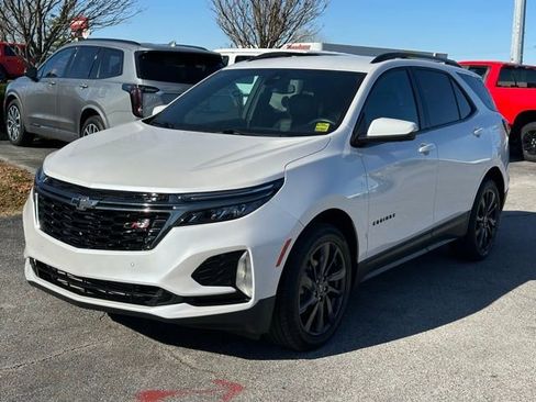 Used 2022 Chevrolet Equinox RS w/ RS Leather Package image 3