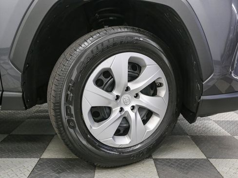 Used 2024 Toyota RAV4 LE AWD/4WD image 14