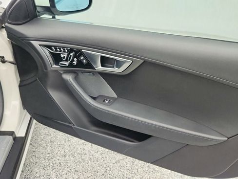 Used 2016 Jaguar F-TYPE S image 24