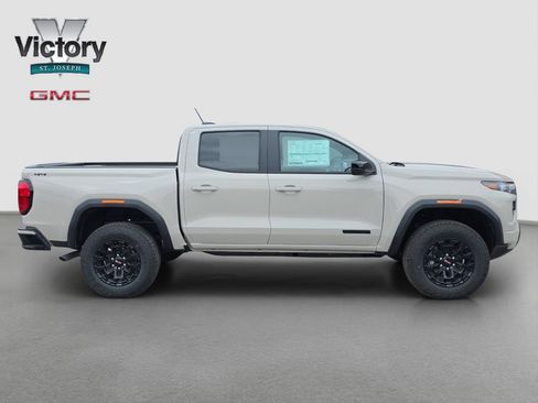 New 2026 GMC Canyon Elevation w/ Convenience Package AWD/4WD image 18