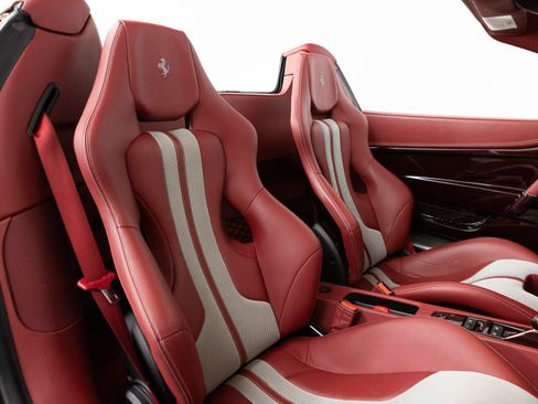 Certified 2015 Ferrari 458 Speciale A RWD image 80
