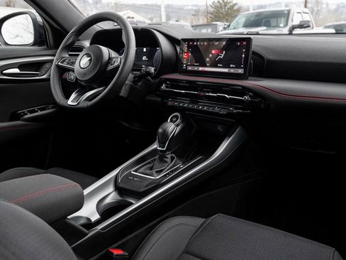 Used 2025 Dodge Hornet GT w/ GT Blacktop Package image 32